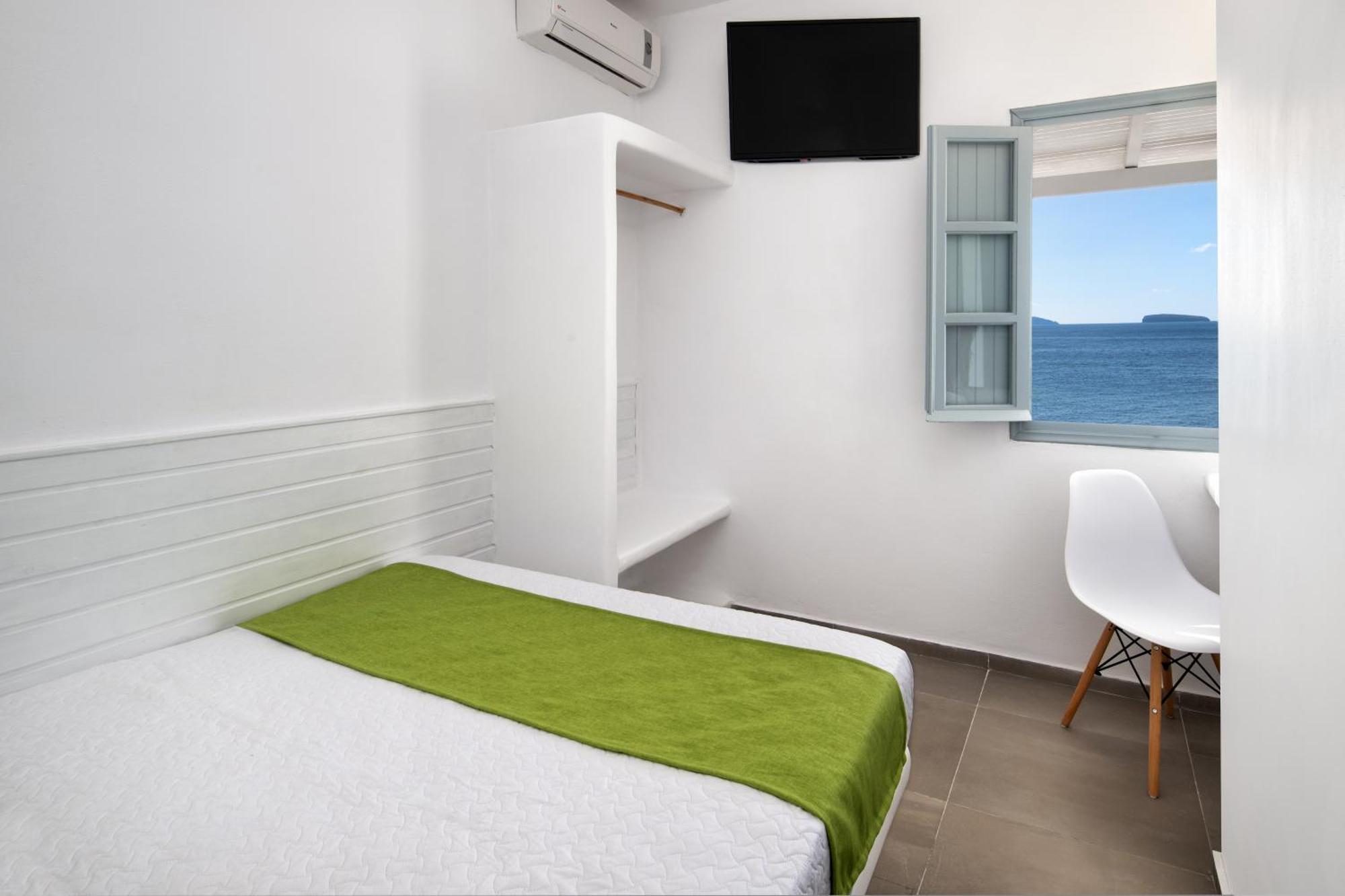 Lava Stone Bed & Breakfast Oia  Bagian luar foto