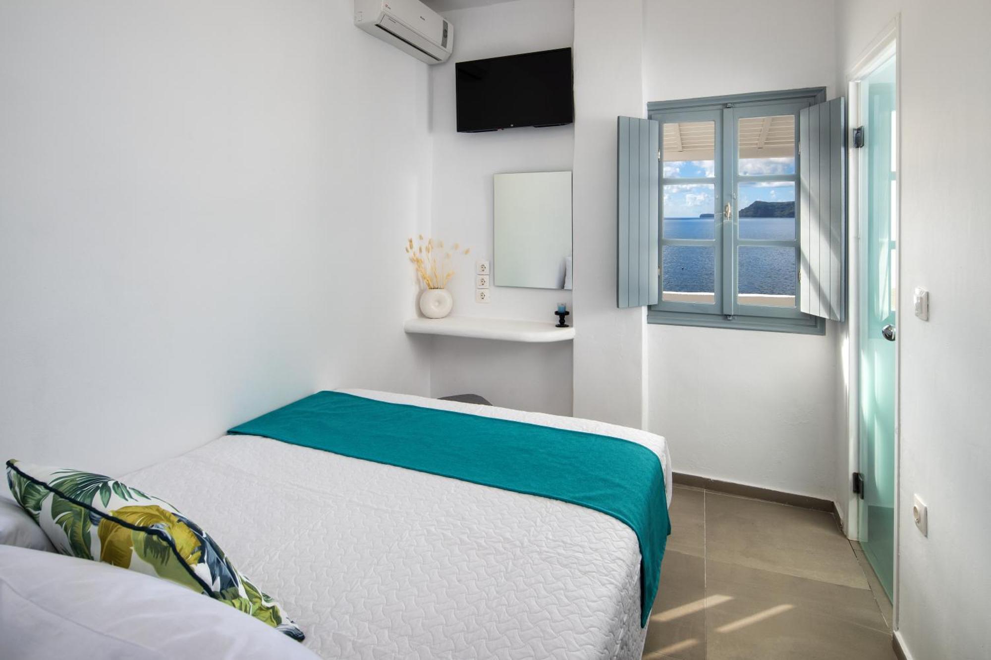 Lava Stone Bed & Breakfast Oia  Bagian luar foto
