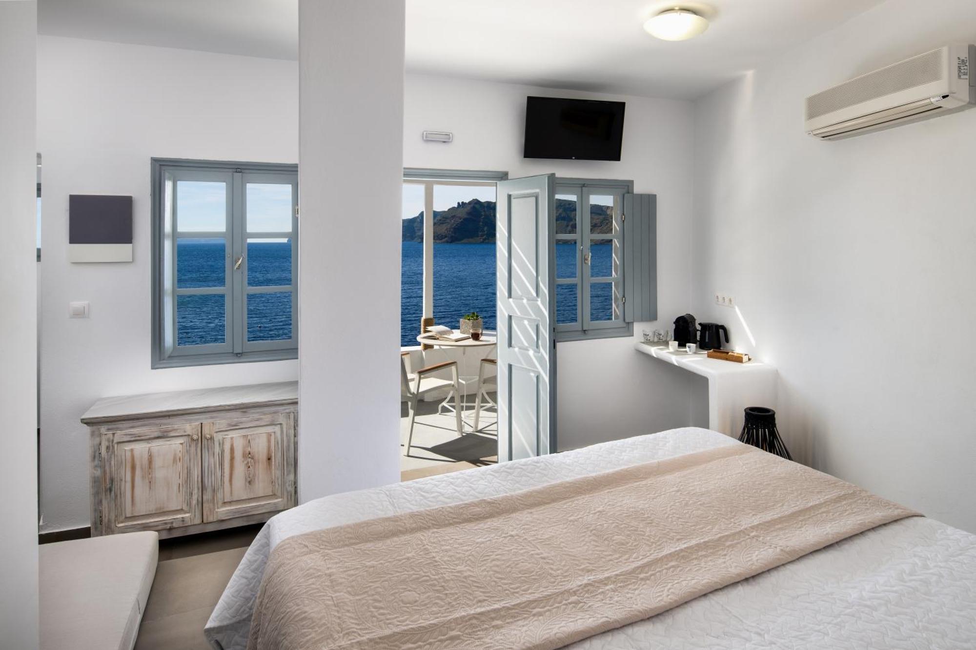 Lava Stone Bed & Breakfast Oia  Bagian luar foto
