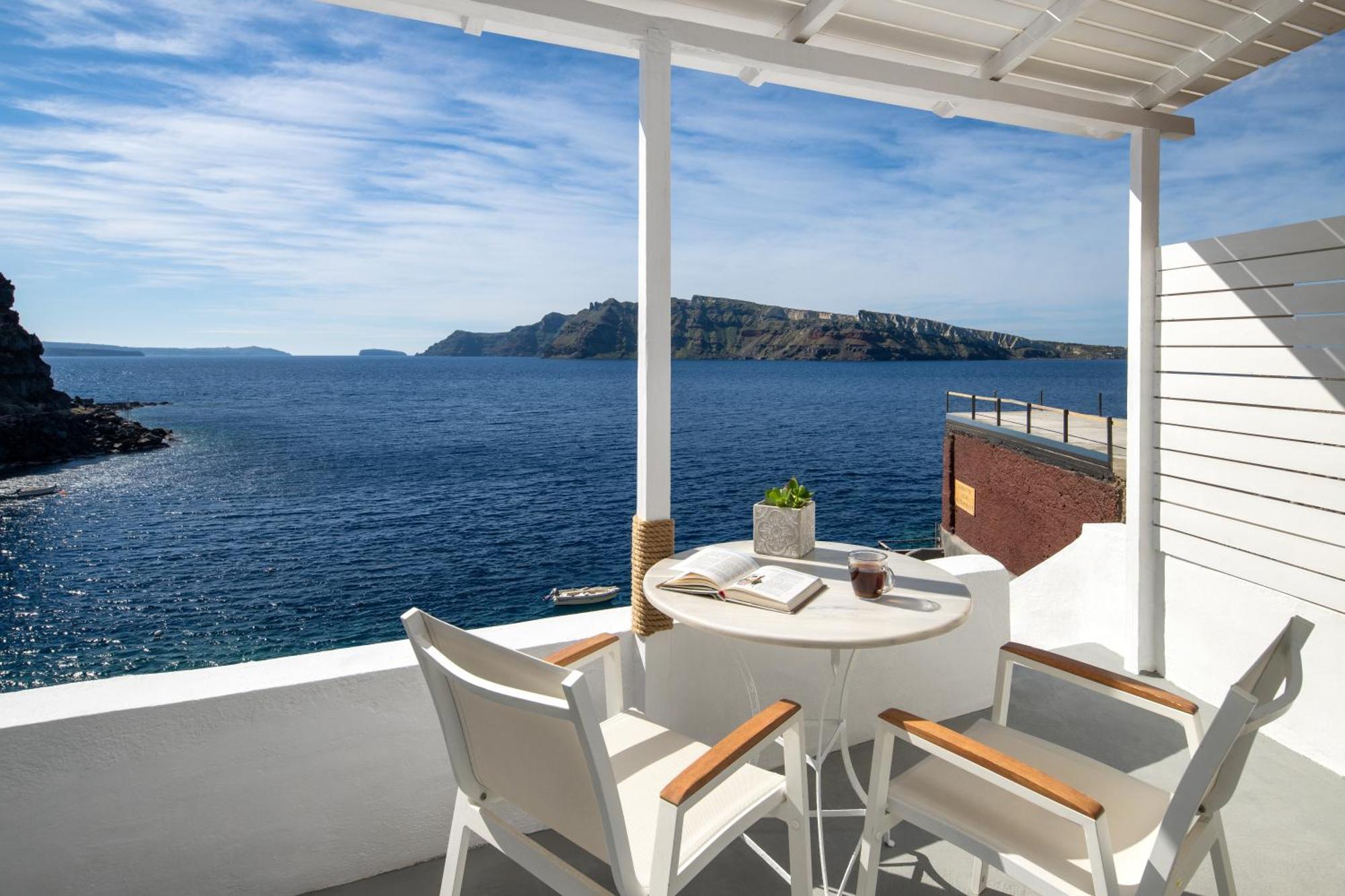 Lava Stone Bed & Breakfast Oia  Bagian luar foto