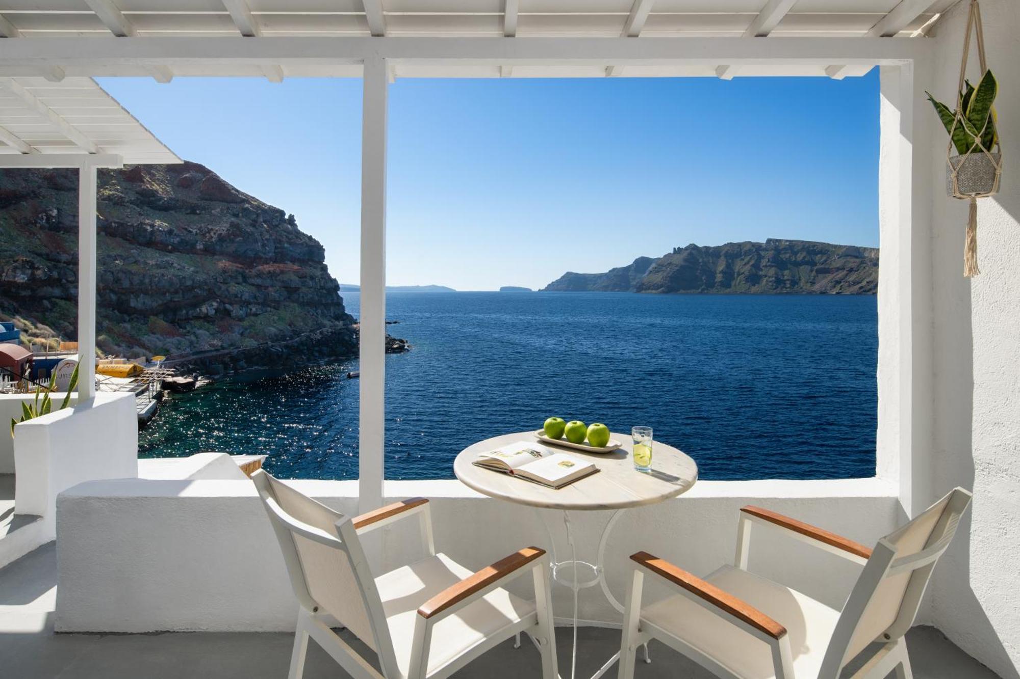Lava Stone Bed & Breakfast Oia  Bagian luar foto